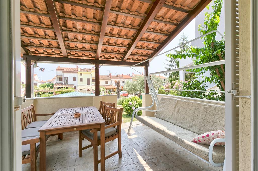 Apartments Veruda Porat Pula Exterior photo